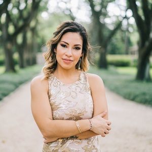 Meet your Posher, Lizzette